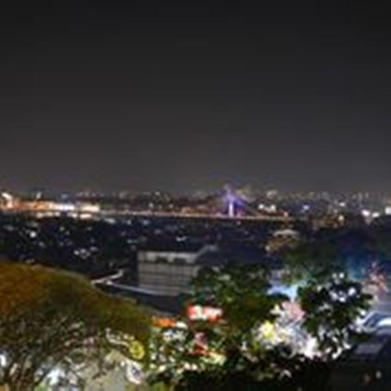 セレラ チハンプラス ホテル バンドゥン エクステリア 写真